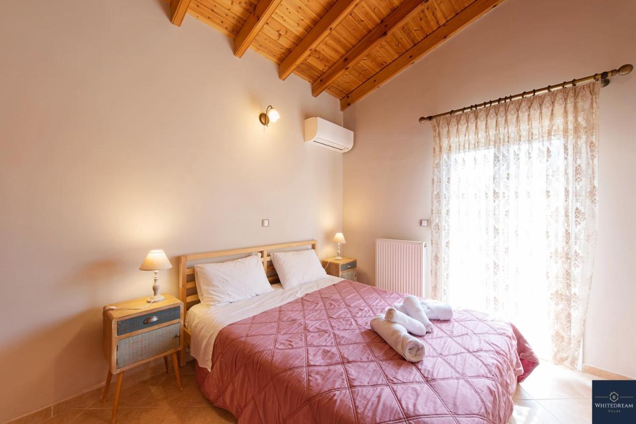 Villa Pine Forest Kompitsion Ngoại thất bức ảnh