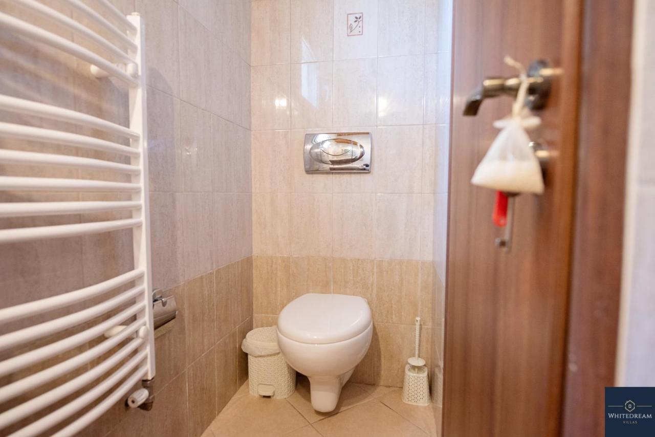 Villa Pine Forest Kompitsion Ngoại thất bức ảnh
